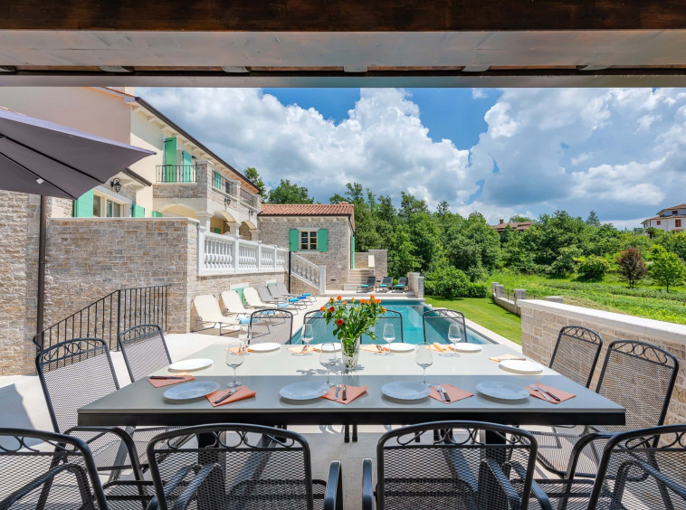 Rustic villa in the Croatian countryside Istria