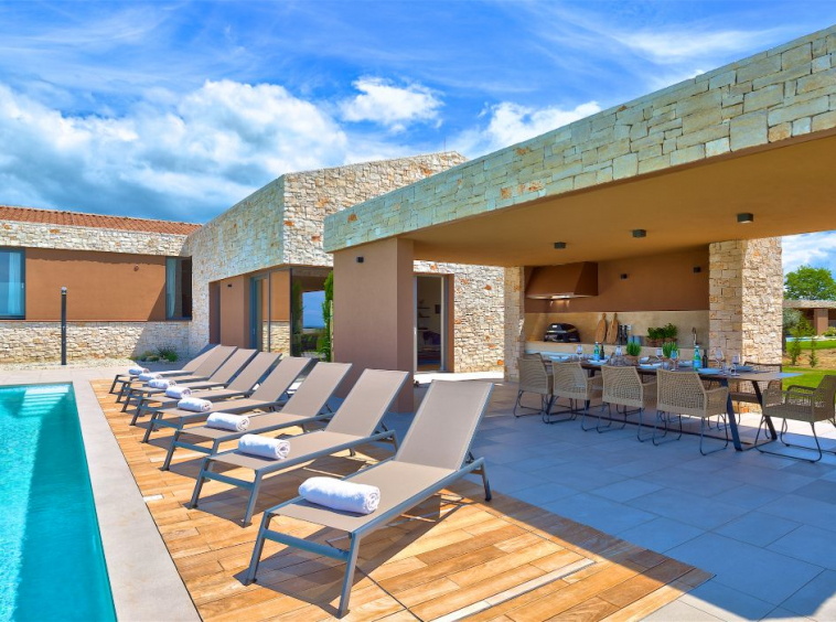Luxury villa with sea view Brtonigla real estate