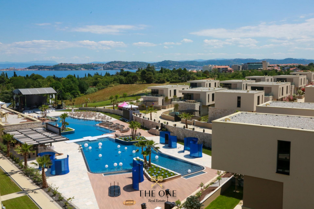 Luxury apartments in newly built resort by the sea, offers versatile type of apartmants,