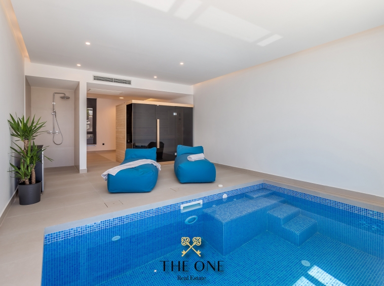 Waterfront villa with infinity pool, 4 bedrooms, 5 bathrooms, indoor pool, sauna, Mediterranean garden
