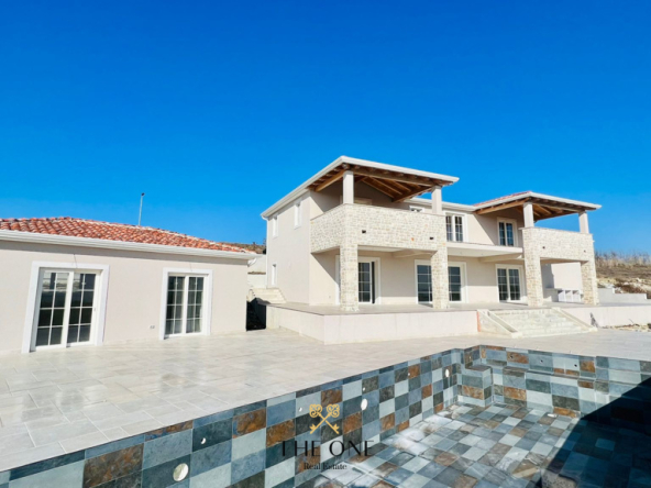 Beautiful villa on hill top, offers 4 bedrooms, 5 bathrooms, garage, swimming pool, outdoor kitchen.