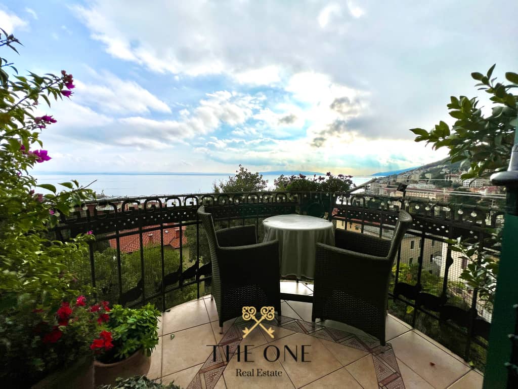 Beautiful apartment in near Opatija center, offers 3 bedrooms, 2 bathrooms, private parking spot.