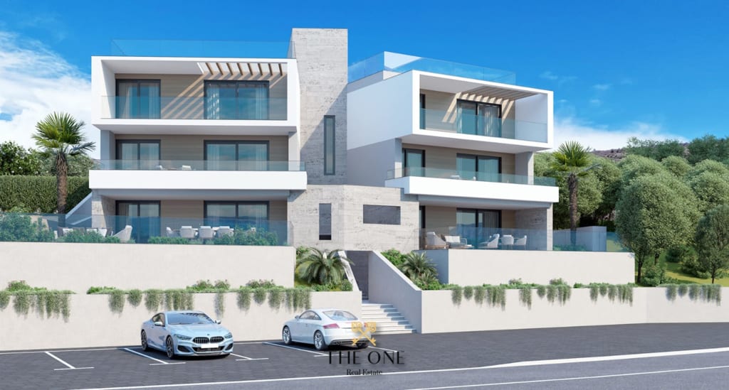 Beautiful newly built apartments just 100 m from the sea offers 3 bedrooms, 2 bathrooms, rooftop terrace.