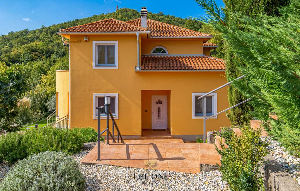 Beautiful villa overlooking entire Kvarner bay offers 5 bedrooms, 3 bathrooms, tennis court, private pool, sauna, gym, private outdoor parking place.