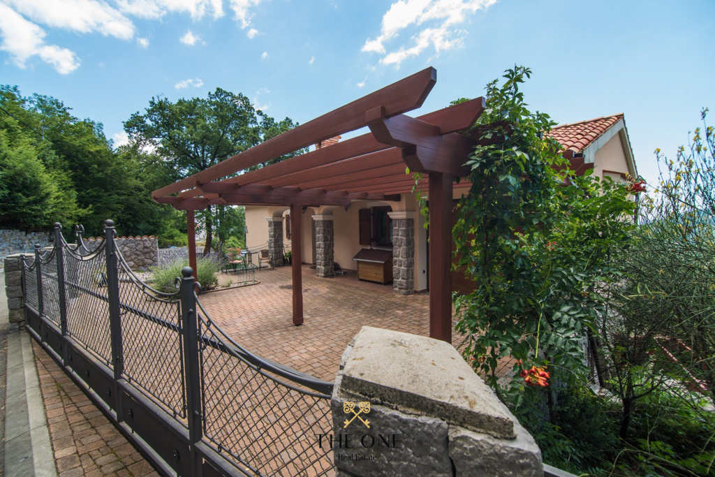 Villa-in-Opatija-for-sale (11) Villa with a pool offers 4 bedrooms, 3 bathrooms, toilet, gym, sauna, private parking space.