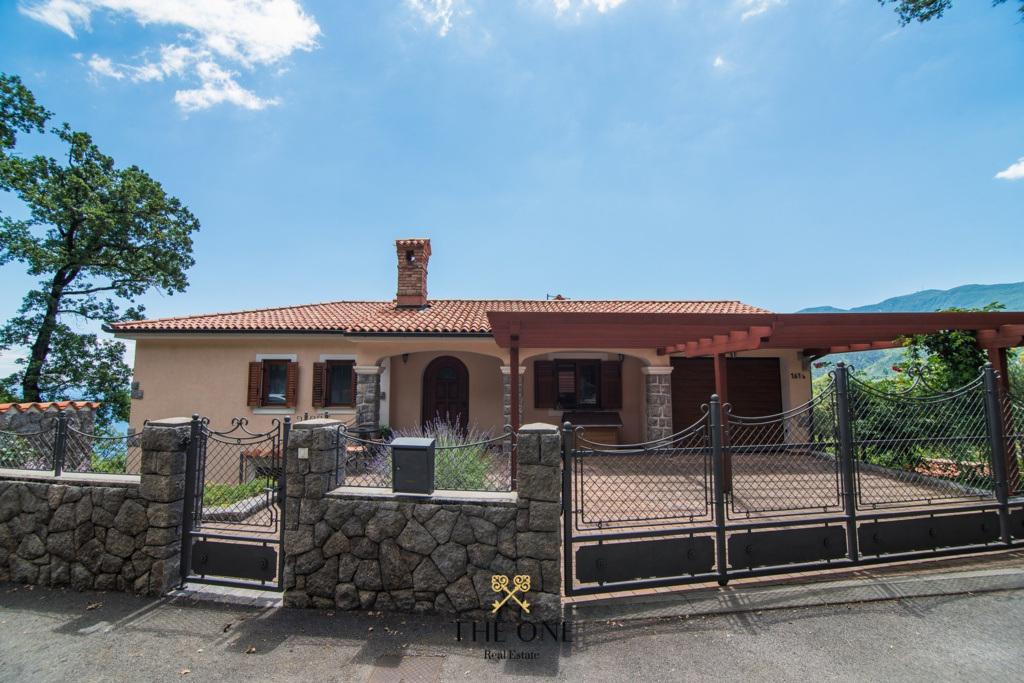 Villa-in-Opatija-for-sale (12) Villa with a pool offers 4 bedrooms, 3 bathrooms, toilet, gym, sauna, private parking space.