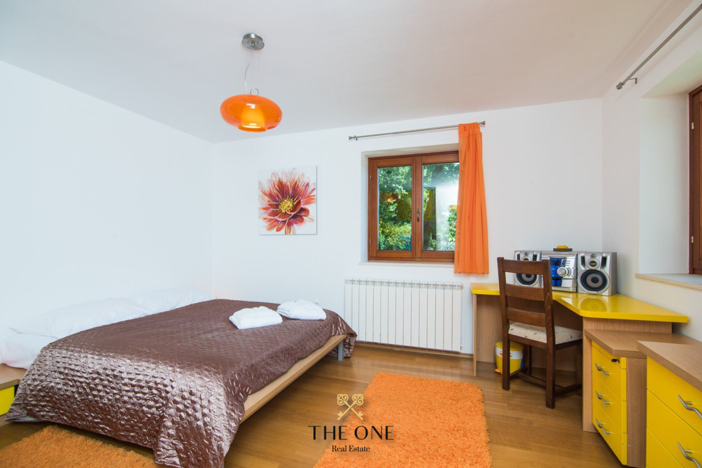 Villa-in-Opatija-for-sale (47) Villa with a pool offers 4 bedrooms, 3 bathrooms, toilet, gym, sauna, private parking space.