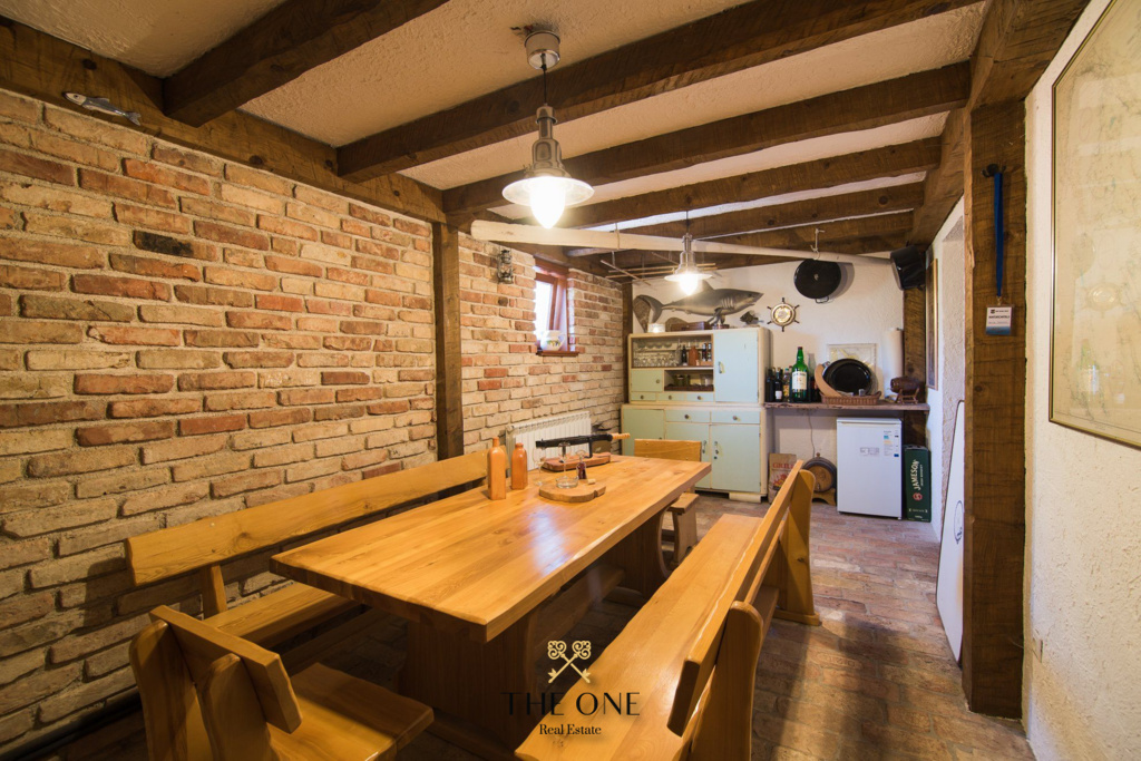 Villa-in-Opatija-for-sale (54) Villa with a pool offers 4 bedrooms, 3 bathrooms, toilet, gym, sauna, private parking space.